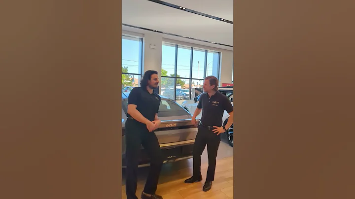 “Yo… you see that car? 👀” “Man… that’s the Kia K4. 😍”