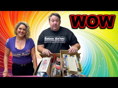 Storage Wars Unboxing COOL Items Abandoned Auction Winnings LETS GO