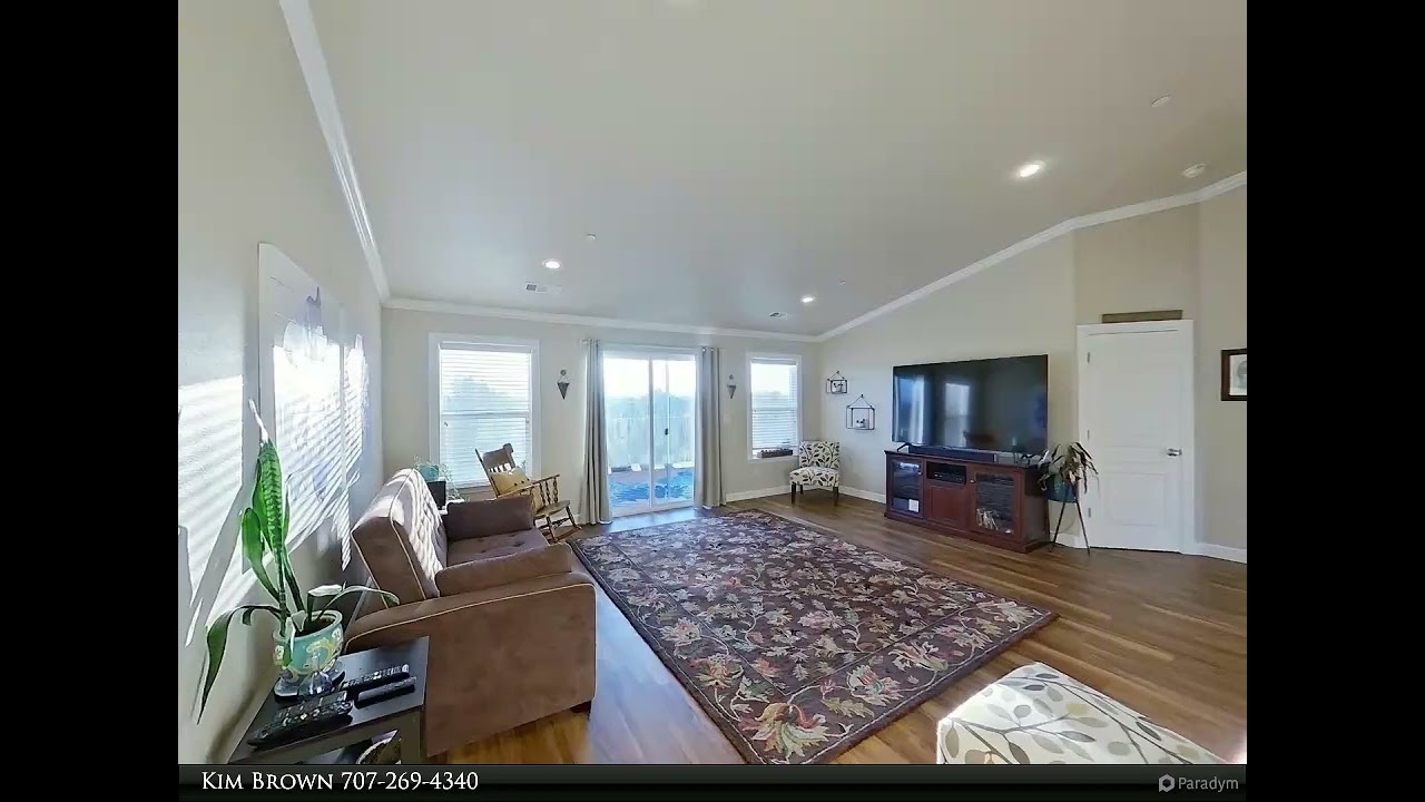 Ming Tree, Realtors - 163 Franklin Court