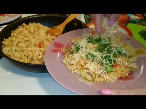 Видео рецепт Креветки с сыром и помидорами