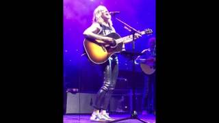 Sheryl Crow - "First Cut" & "All I Wanna Do" @ PegaWorld 2017