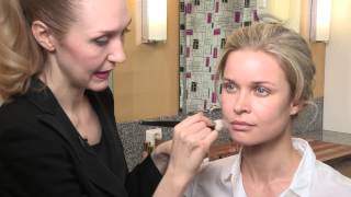 Eevan Meikkikoulu Meikkivoiteen Levitys