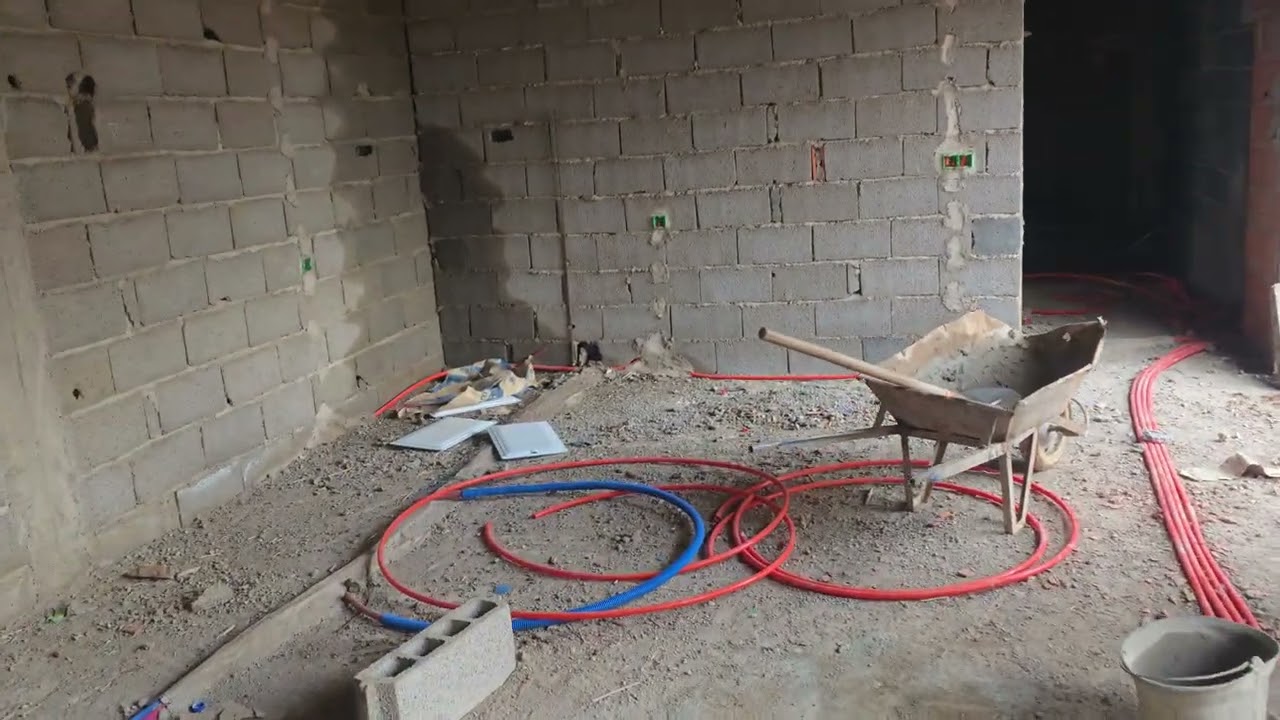 فيلا 860 متر ملكية طريق اوريكة العقرب التمن 125 مليون 0636155082