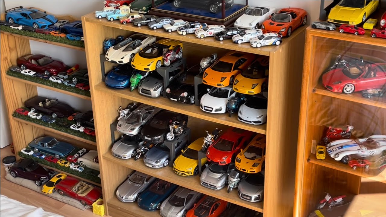 My 1/18 Model Diecast Car Collection April 2024