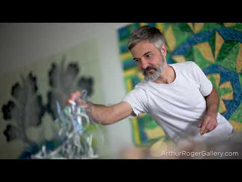 Video: „Emocinės skulptūros“- Johano Ku skulptūrinės suknelės