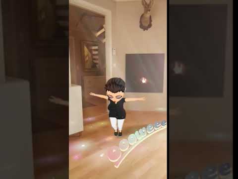 Video: Hvordan får jeg Bitmoji på Snapchat til å danse?
