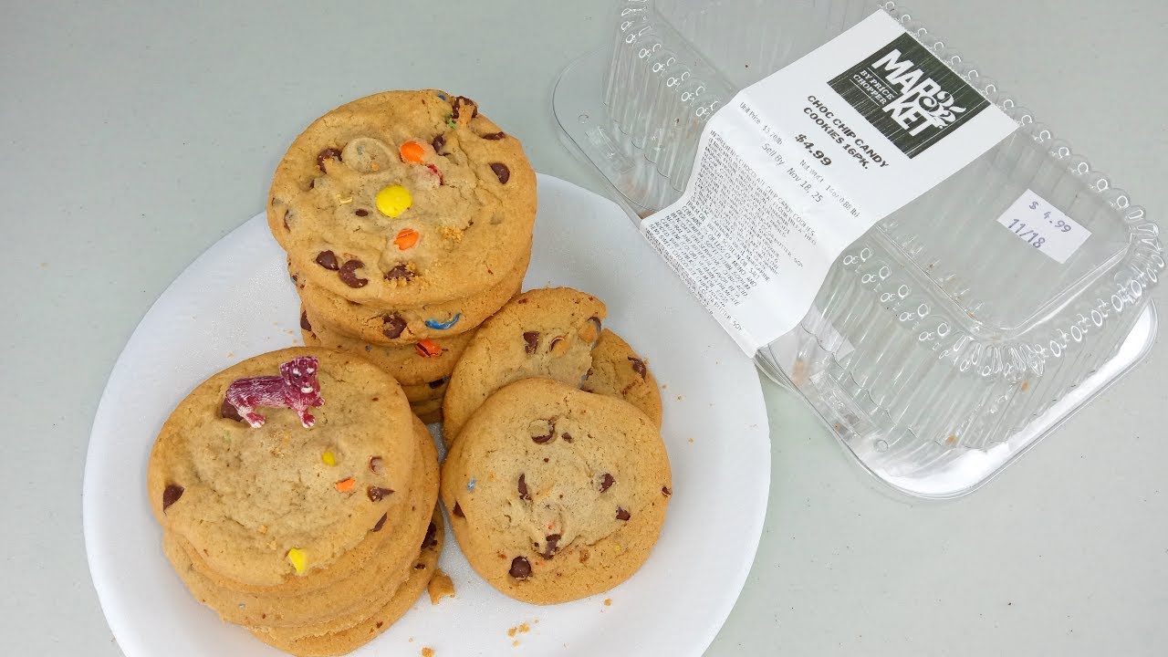 Unboxin Doxin - Price Chopper Market Chocolate Chip Candy Cookies 16 Pack