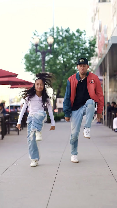 11 year old girl asks to be in my dance video and this happened 🤯