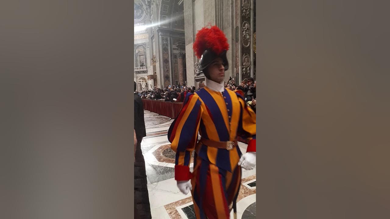 Adeste Fideles (St. Peter's Basicilla, Vatican City, Christmas Eve 2017) Adeste Fideles (St. Peter's Basicilla, Vatican City, Christmas Eve 2017)