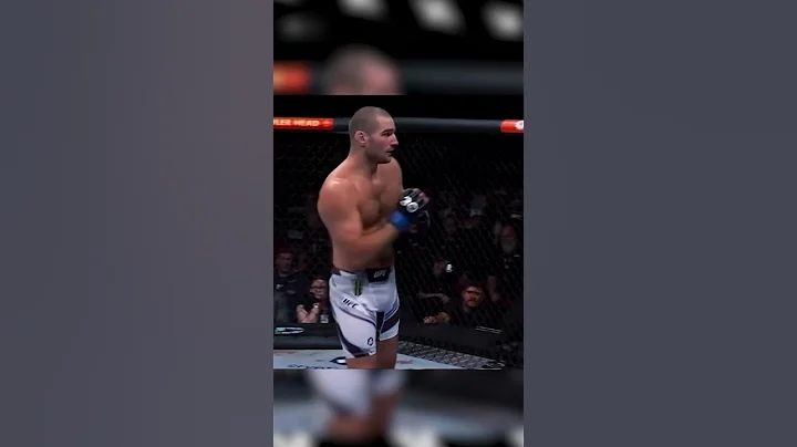 Sean Strickland defeats Israel Adesanya #trending #sports #shorts #ufc293 #seanstrickland #mma