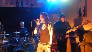 Jen Majura's DOZ of HELL - Elevate (The Winery Dogs Cover) - W 39 Beckum 2016-03-19