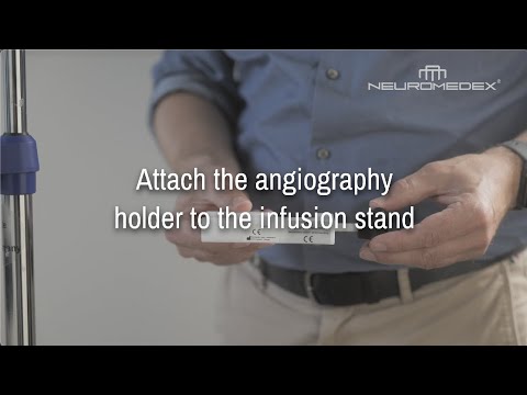 Attach the angiography holder to the infusion stand - EN