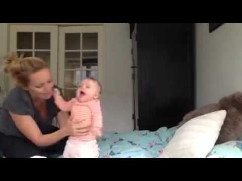Video: Sådan Rejser Du Med Din Baby