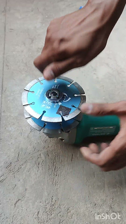 Angle grinder double blade attachment for wall cutting