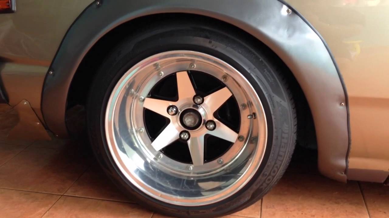 Nissan Skyline C210 DSC Malaysia - YouTube