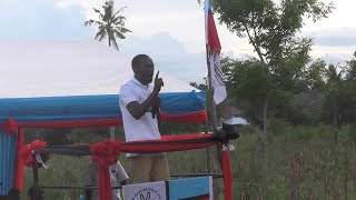 M/KITI WA CHADEMA KIBAHA AWA MBOGO BAADA YA KUFANYIWA FIGISU YA MKUTANO ENEO LA SIMBANI KIBAHA