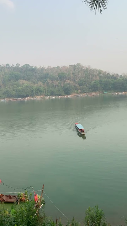 🇱🇦Boat in Mekong River Luang Prabang Laos || Bandongzki Travels