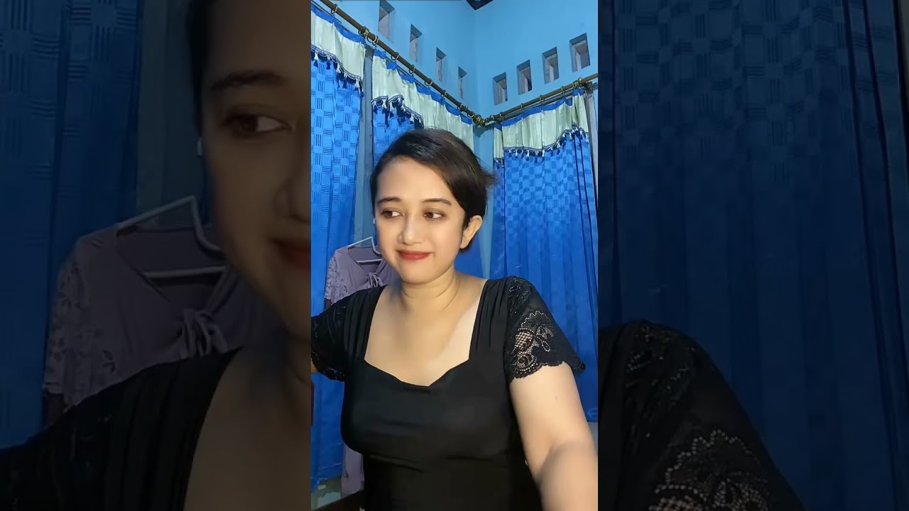 Live tiktok Aunty gemoy 🍑🍑 try on transparent nightgown, the cleavage is visible 🤤🤤