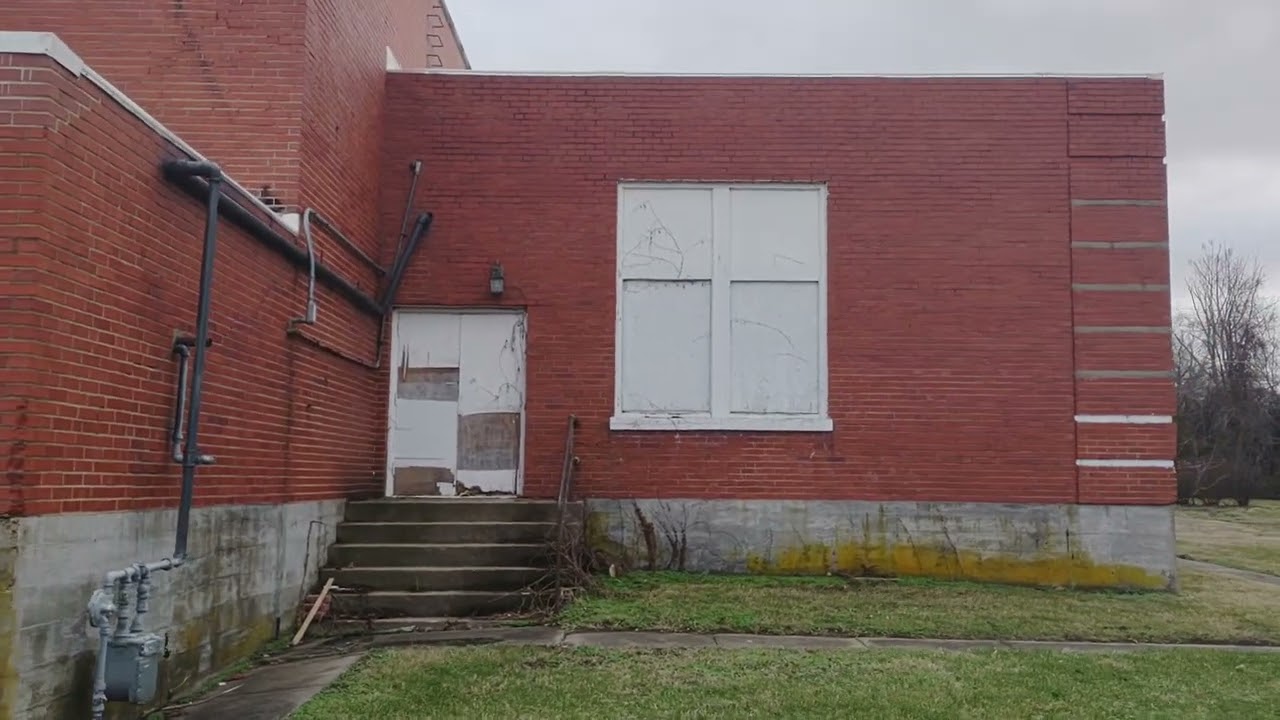 Old Sumner School from 1939