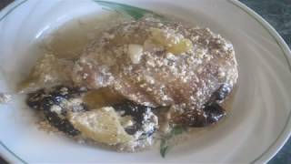 Куриные бедрышки тушеные с черносливом и яблоком в сливочно сметанном соусе Куриные бедрышки тушеные с черносливом и яблоком в сливочно сметанном соусе