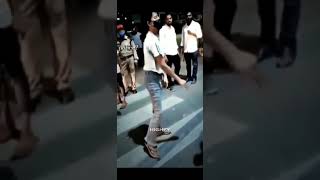 Girl Slapping An Innocent Taxi Driver On Lucknow Road Viral Video Of Girl Slapping A Boy On Road