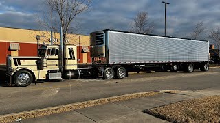 1984 Peterbilt 359 { OLD SCHOOL}