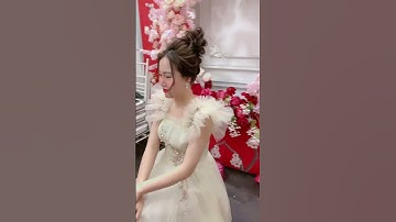 Kiểu tóc búi cao học viên thực hành tại lớp cô Hạnh