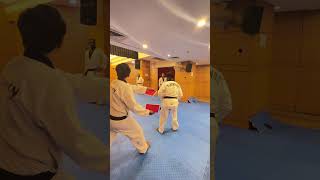 Built by practice #Taekwondo#BoardBreaking#Shorts#ViralShorts#AthleteLife #BreakingChallenge