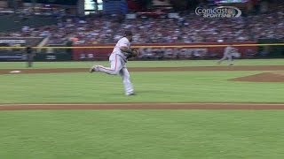 SF@ARI: Panda charges to get out on Cahill's dribbler