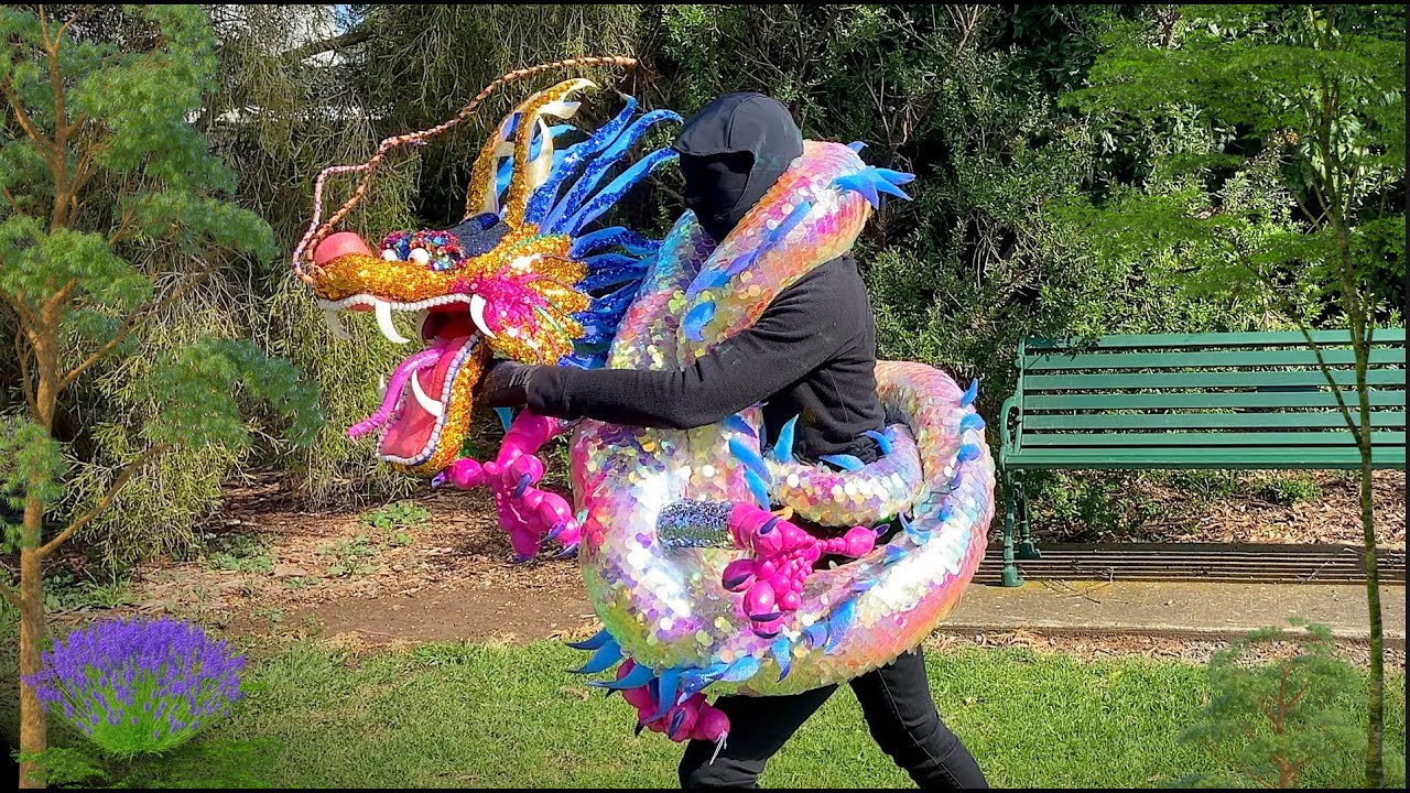 Roving Puppet Shoulder Dragon | Chinese Dragon | Year of the Dragon ...