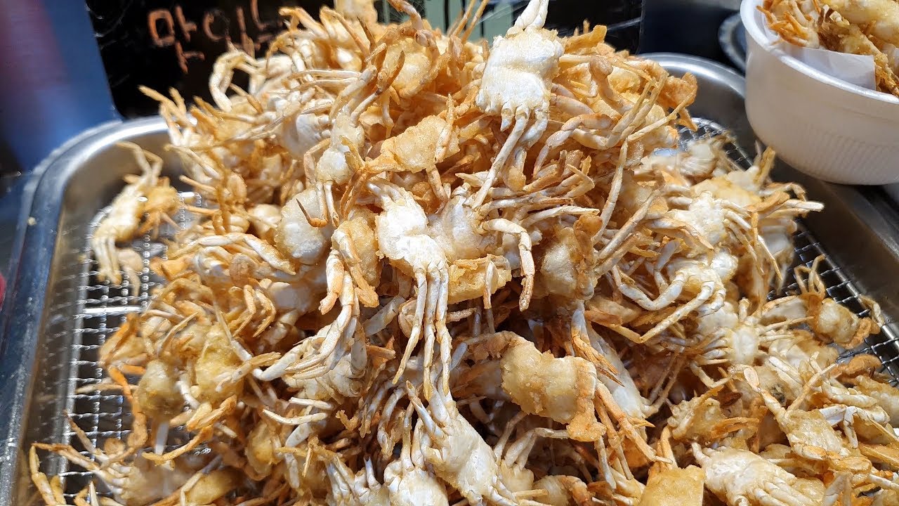 새우와 게들이 기름에 튀겨 고소함이 2배 새우튀김과 베이비크랩 Deep Fried Baby Crab and Deep Fried