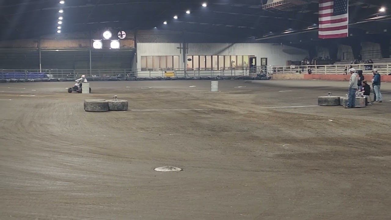 😎 Two Barrel ATV Rodeo Practice race ! 