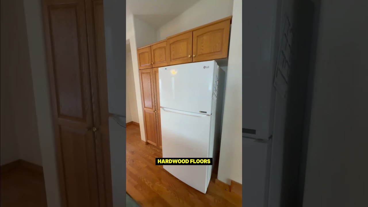 148 William Bell Drive Leduc | 5 Bed Bi-Level in Lakeside Estates + Hot Tub + Finished Basement