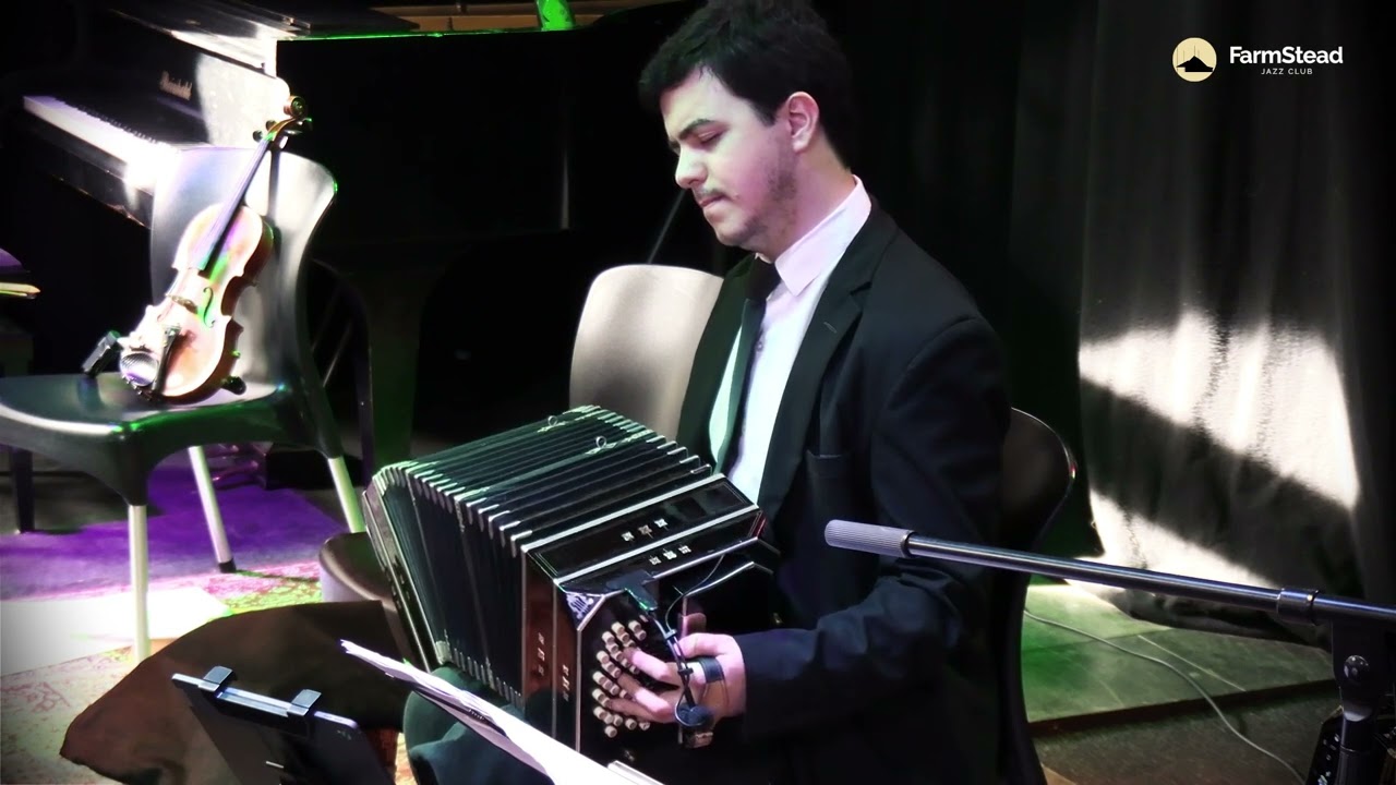 Adiós Nonino (A. Piazzolla) performed by Joaquin Benitez