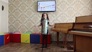 Савинова Дарья с песней "Всё ли можно сосчитать" А. Петряшева