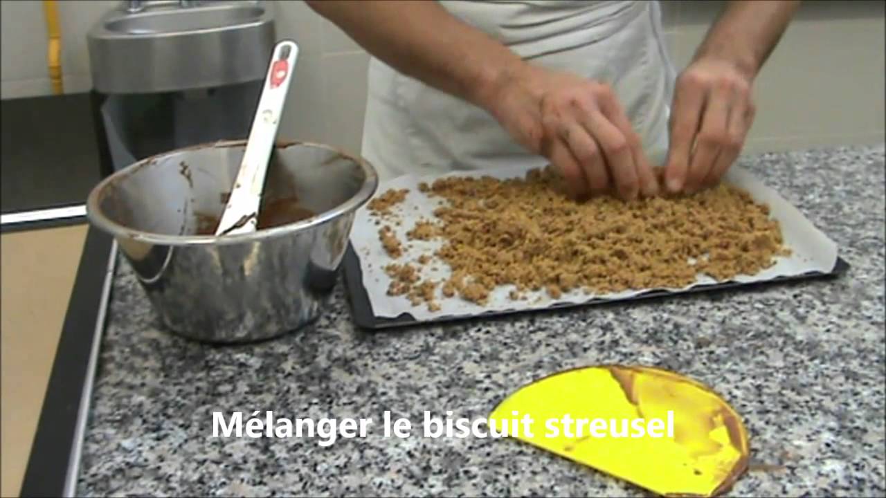 Le biscuit et fond de streusel