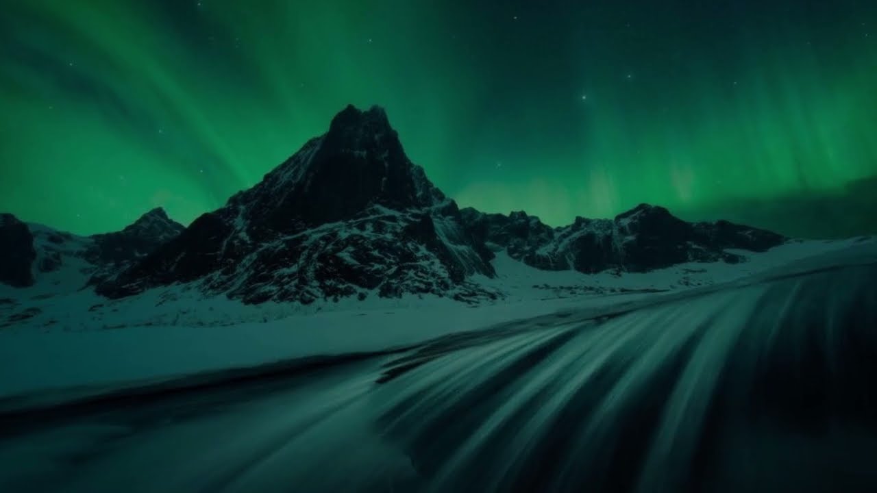 Petrified remains of Tree of Life (Rupes Nigra/Black Rock) at North Pole?