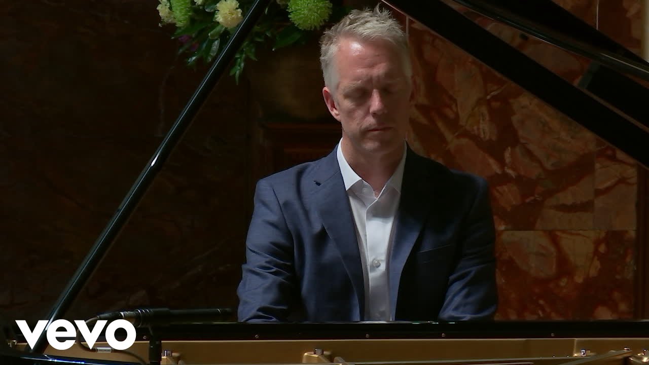 Chad Lawson - Stay (Live At Wigmore Hall)