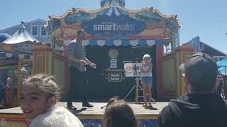 Ariana and #KrisBentz magic show