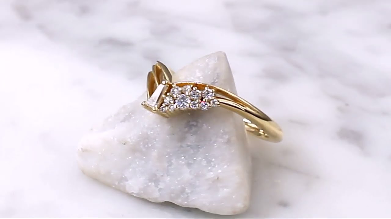 Asymmetrical Boho Cluster Wedding Band