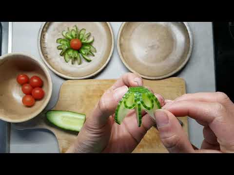 Video: Jak řezat Květiny Ze Zeleniny