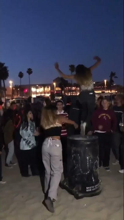 girls fight
