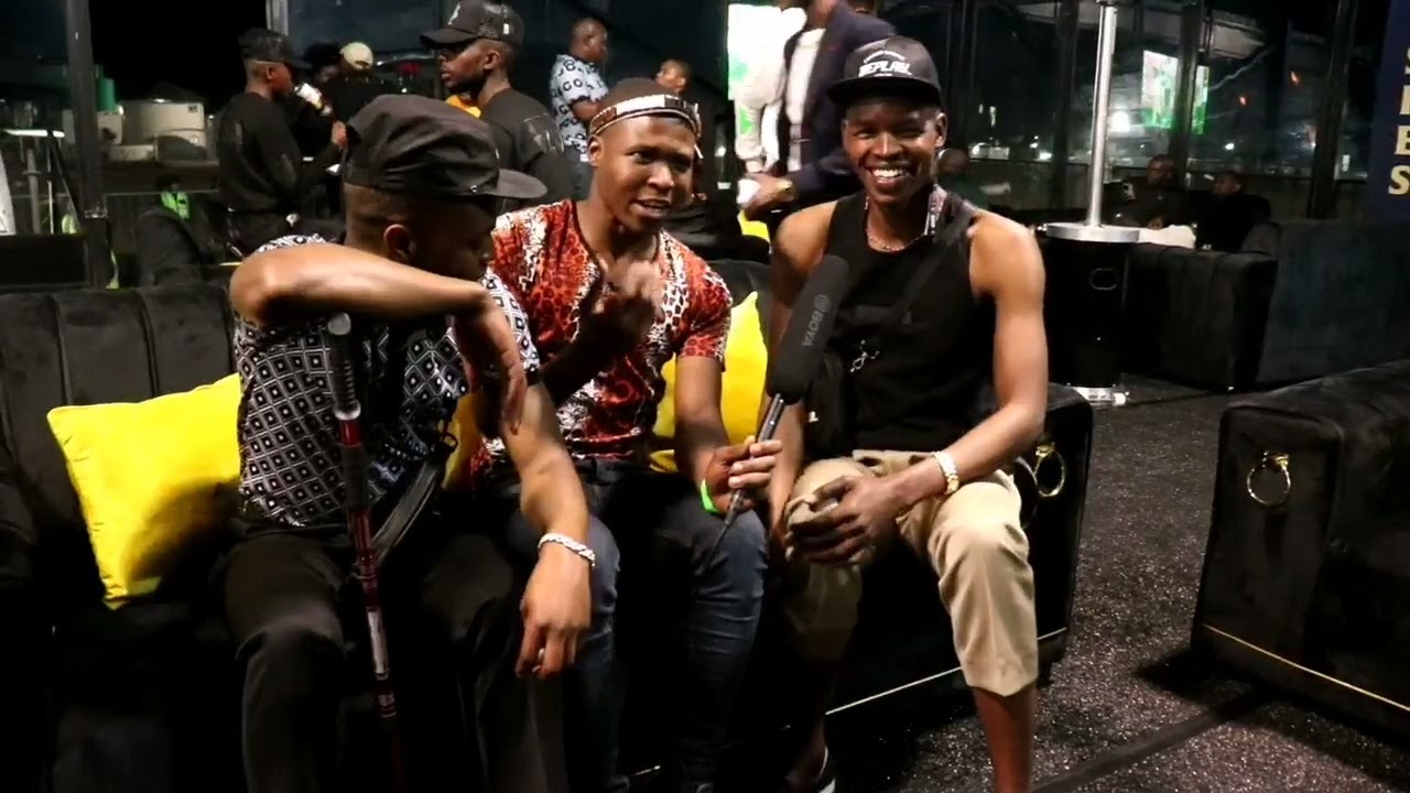 NIYASIXOVA 💔💔😭😭NJABULO NO GODIDE YEKANI UKUSIXABANISA IMBI LENTO ENIYENZAYO IBUHLUNGU 😩😩😩😩😩😩