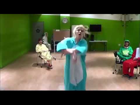 NU'EST Ren bailando