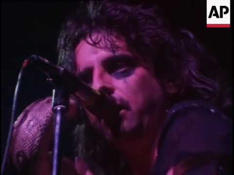 Alice Cooper - Madison Square Garden, New York, June 3rd 1973. (Excerpts)