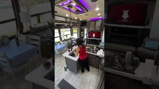 Saturday morning RV time lapse cleaning!