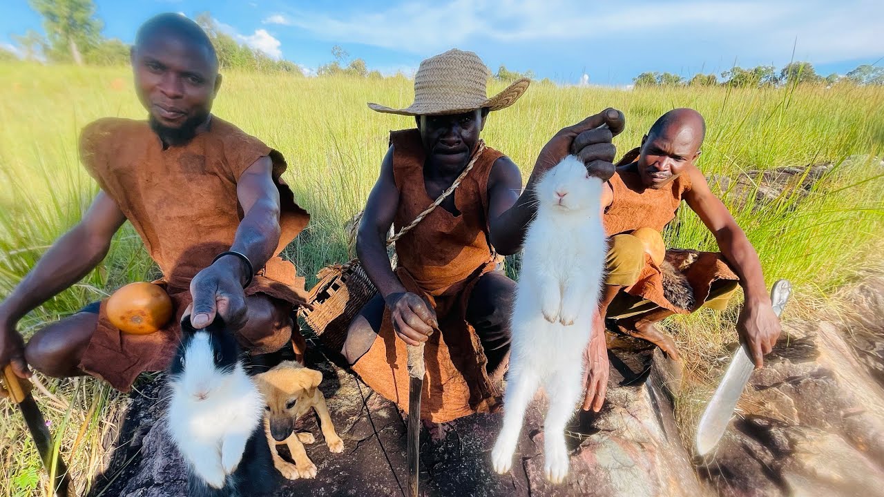 Primitive Hadzabe Hunting Techniques And Weapons / Hunters Tribe Catches rabbits