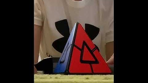 Breaking the Pyraminx Duo Unofficial World Record in Just 0.430 Seconds!
