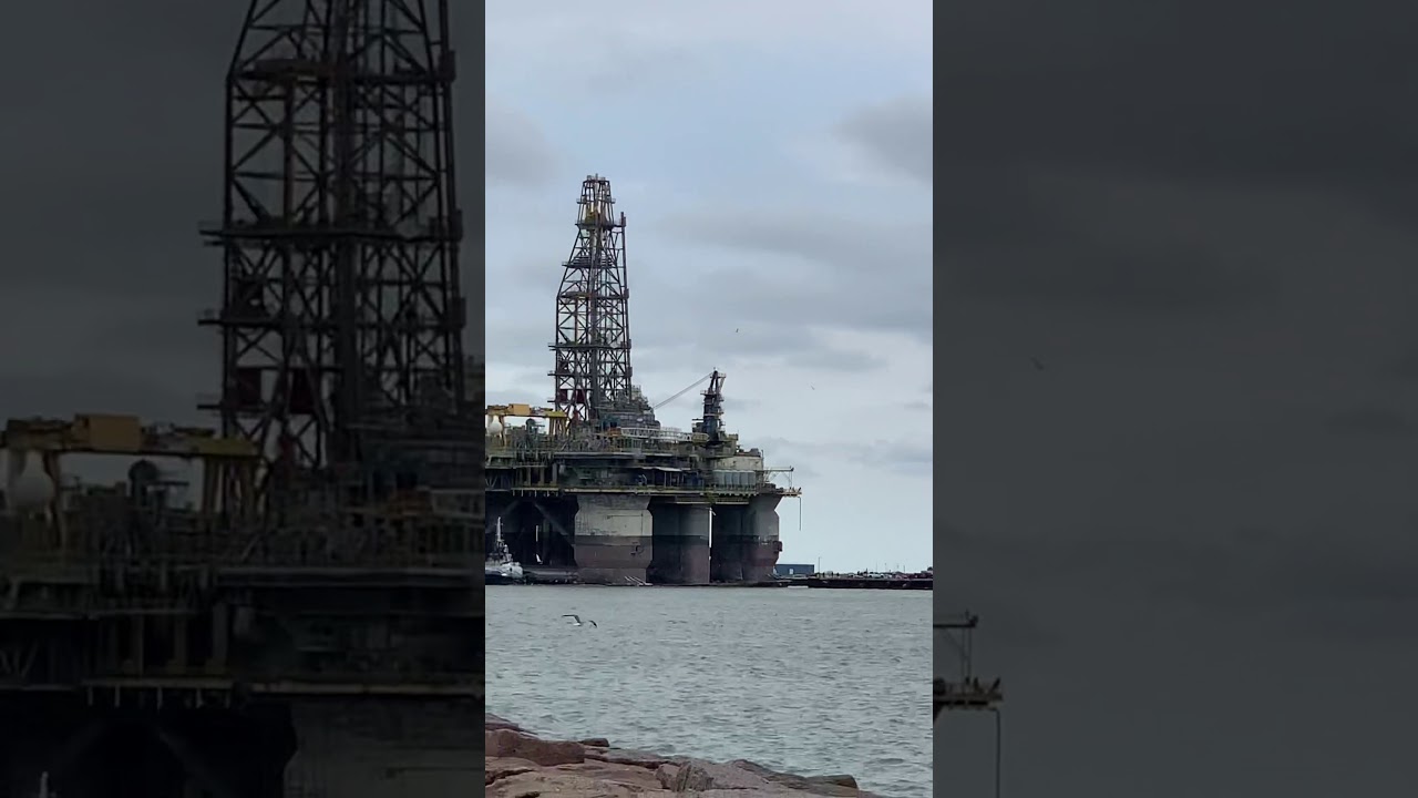 Oil Rig moved through the Port Aransas Texas Channel 3/2/21 Noble Jim Day 