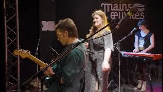 Vinyl Countdown covers Long Train Runnin' (The Doobie Brothers)